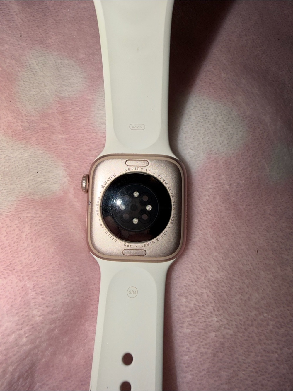 Apple Watch 11 42mm GPS + Cellular Rose Gold S/M - Picture 3 of 5